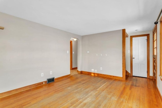 empty room featuring light hardwood / wood-style floors