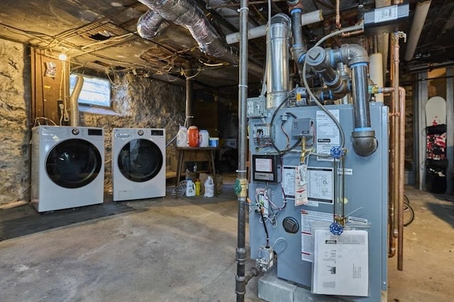 basement featuring washing machine and dryer