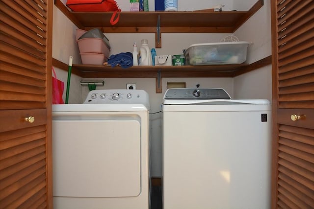 13 N Grove St, Foxboro, MA 02035 - washroom with washing machine and dryer