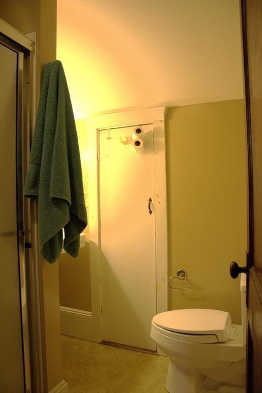 142 College St, Worcester, MA 01610 - bathroom with toilet and an enclosed shower