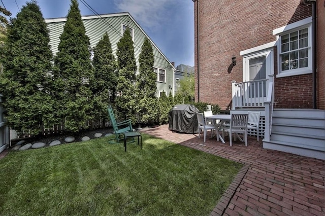 26 Winter St, Salem, MA 01970 - view of grassy yard with a patio area