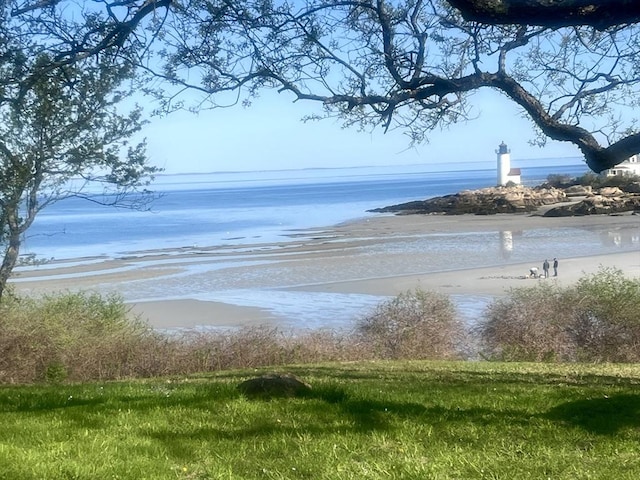 37 Walnut St, Gloucester, MA 01930 - water view