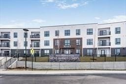 203 Lowell St Unit 204, Wilmington, MA 01887 - view of building exterior