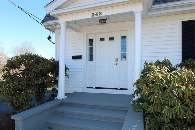 view of property entrance