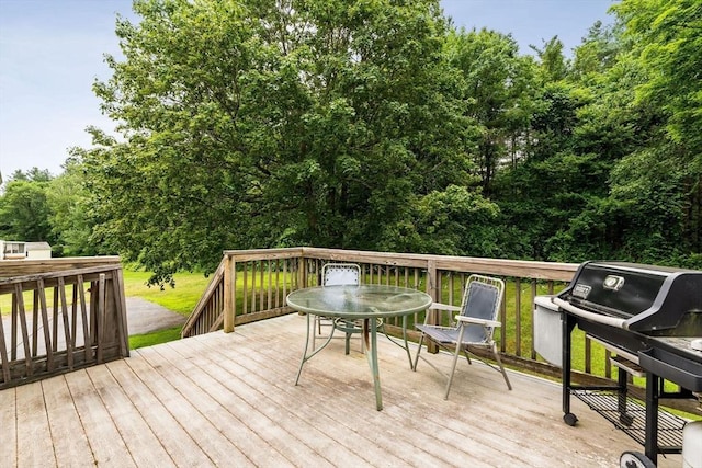 79 Chapel St, Gardner, MA 01440 - deck featuring grilling area and outdoor dining area