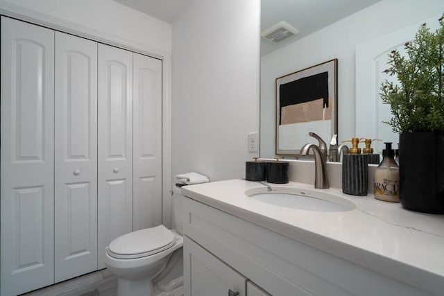 16 Border Rd, Reading, MA 01867 - bathroom with a closet and vanity