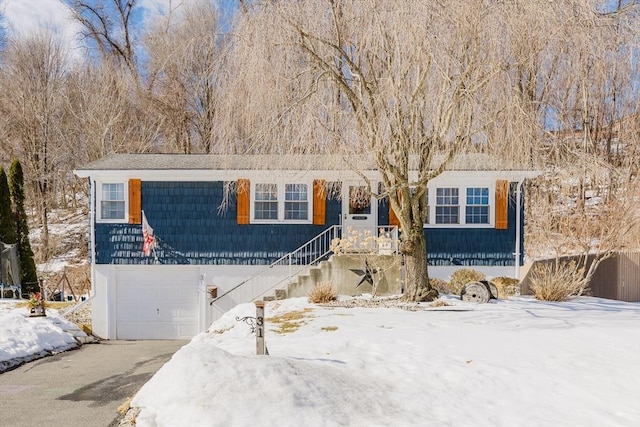 31 Bray Park Dr, Holyoke MA, 01040, 3 bedrooms, 1 bath house for sale