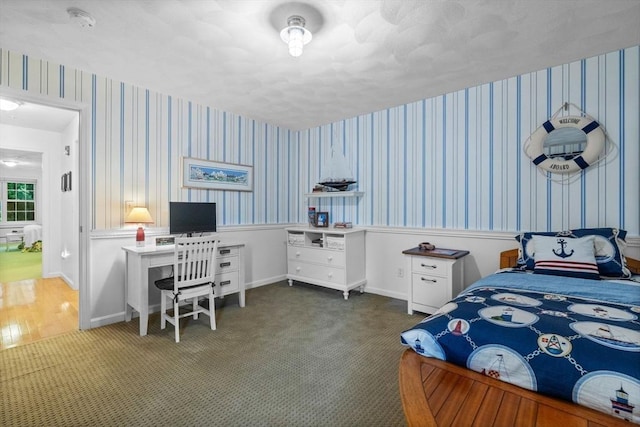 18 Dale St Unit 7A, Andover, MA 01810 - bedroom with wallpapered walls and baseboards