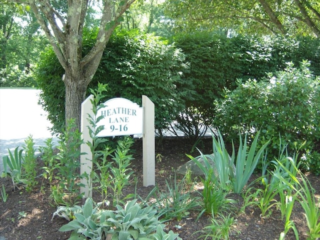 16 Heather Ln Unit 16, Bridgewater, MA 02324 - view of community sign