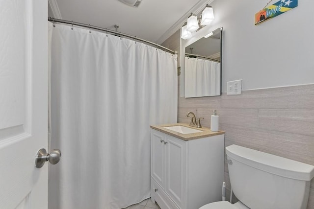 56 Coffey Unit 7, Boston, MA 02122 - full bath featuring vanity, tile walls, and curtained shower