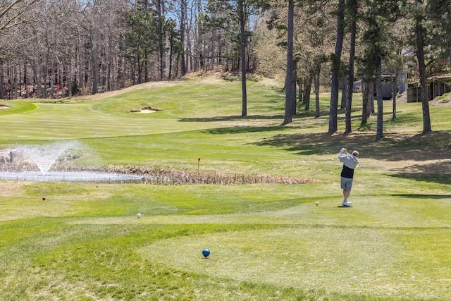 surrounding community with golf course view
