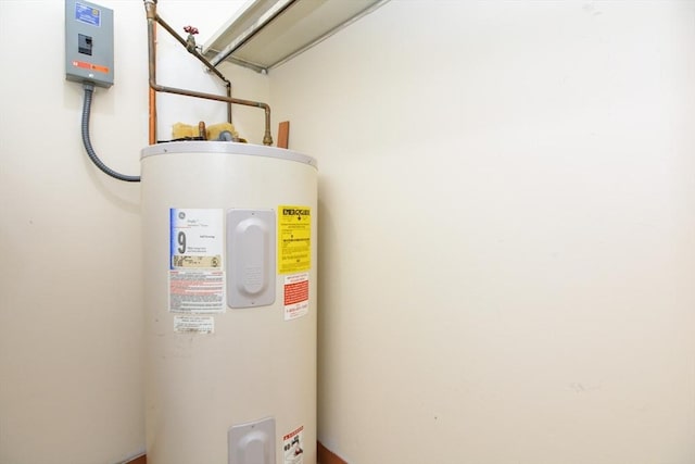 1186 Worcester Rd Unit 1221, Framingham, MA 01702 - utility room with water heater