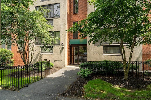 32 Juniper St Unit 91, Brookline, MA 02445 - view of building exterior