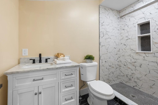 29 Beaver St, Salem, MA 01970 - bathroom with vanity and tiled shower