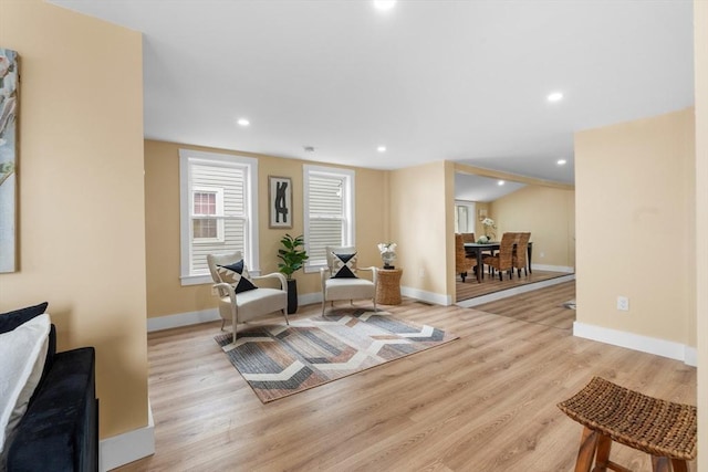 29 Beaver St, Salem, MA 01970 - living area featuring wood finished floors and recessed lighting