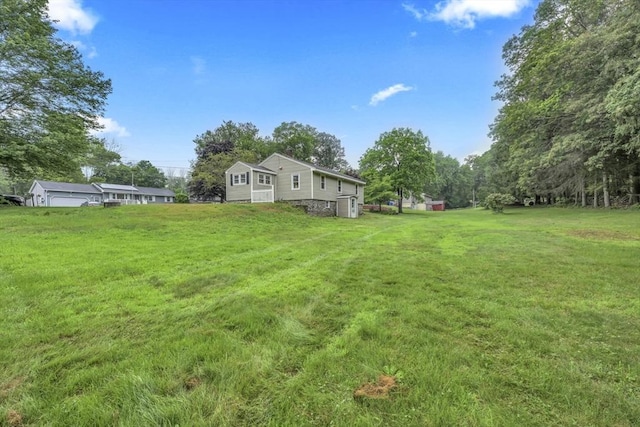 195 Pompeo Rd, Thompson, CT 06255 - view of grassy yard