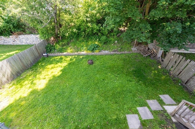 258-260 Pleasant St, Lowell, MA 01852 - view of yard