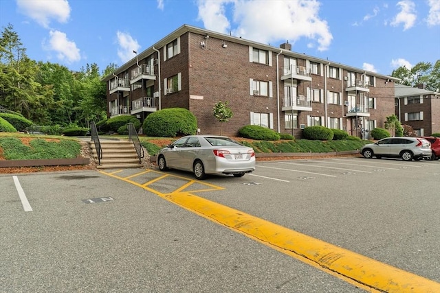 262 E Haverhill St Unit 17, Lawrence, MA 01841 - view of apartment building / complex with uncovered parking