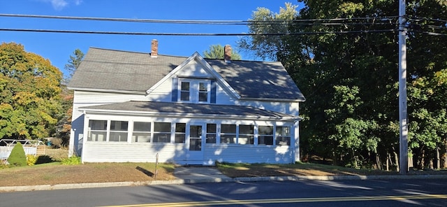 view of front of house