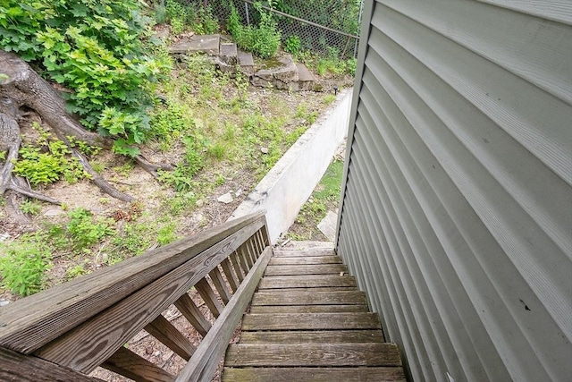 205-207 High St, Fitchburg, MA 01420 - view of stairs
