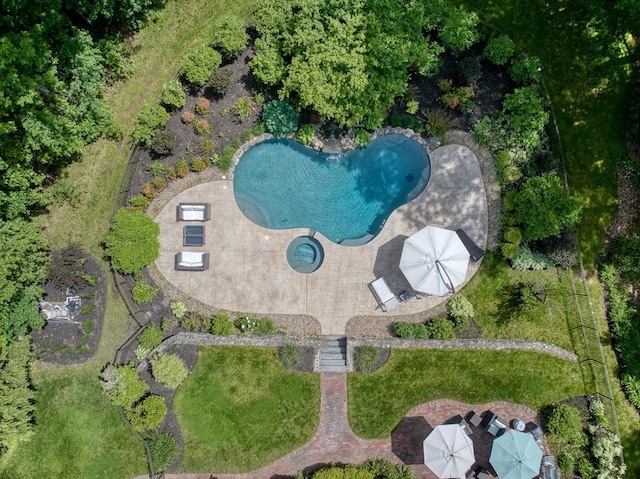 171 Brentwood Cir, North Andover, MA 01845 - bird's eye view of a pool