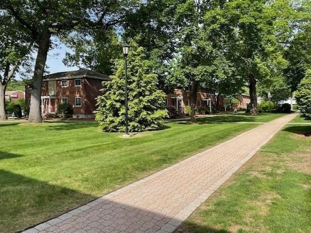 50 Wilson Dr Unit 50, Framingham, MA 01702 - view of green lawn