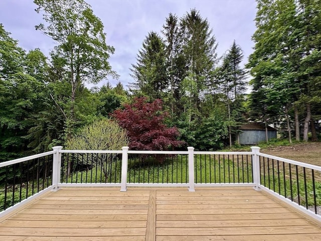 5 Mechanic St, Brookfield, MA 01506 - view of deck