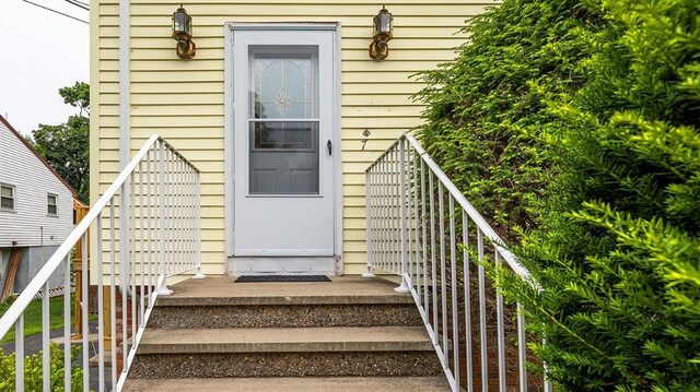 view of property entrance