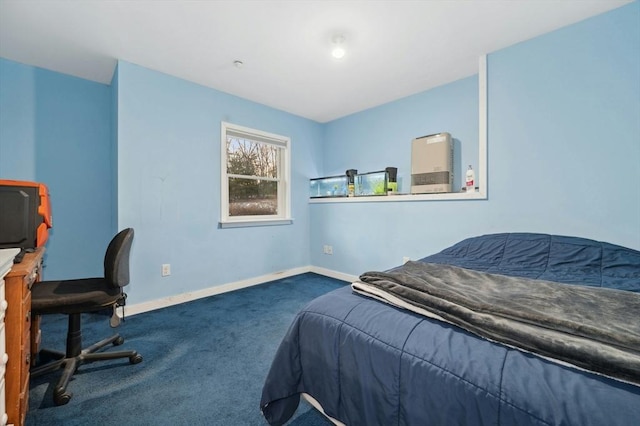 bedroom featuring carpet flooring