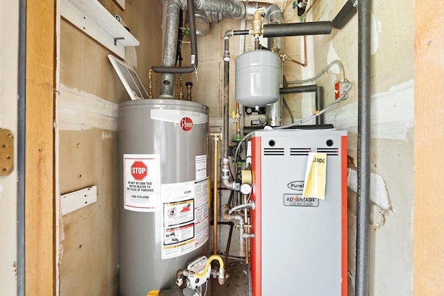 271 Humphrey St Unit H2, Lowell, MA 01850 - utilities featuring water heater