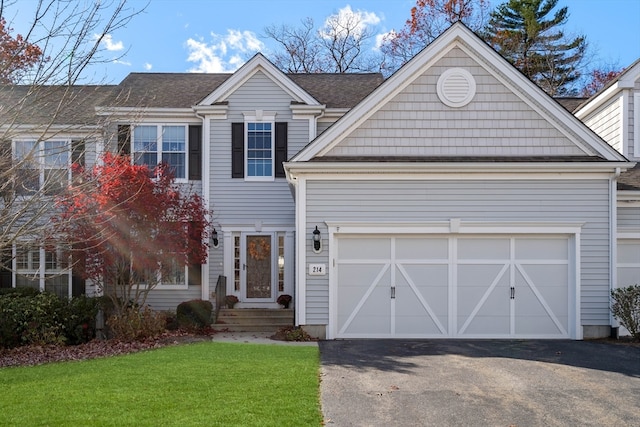 view of front of property with a front lawn