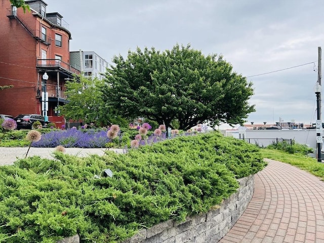 6 Brigham St Unit 2, Boston, MA 02128 - view of home's community