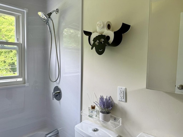 62 Roberts Dr Unit 62, Bedford, MA 01730 - full bath featuring a shower and toilet