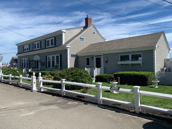 view of front of home with central AC