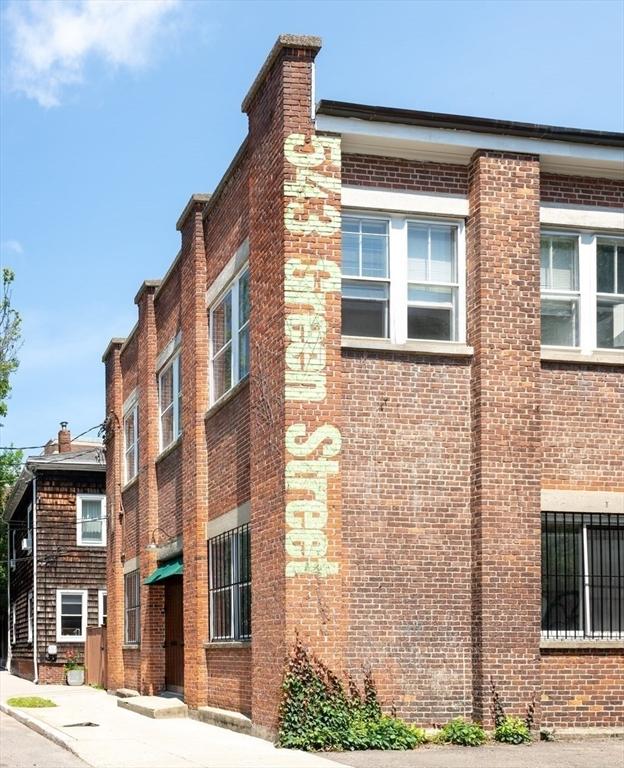 543 Green St, Cambridge, MA 02139 - view of property