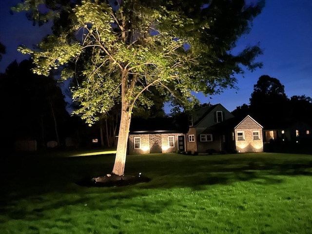 116 Holyoke St, Easthampton, MA 01027 - yard at twilight featuring a lawn