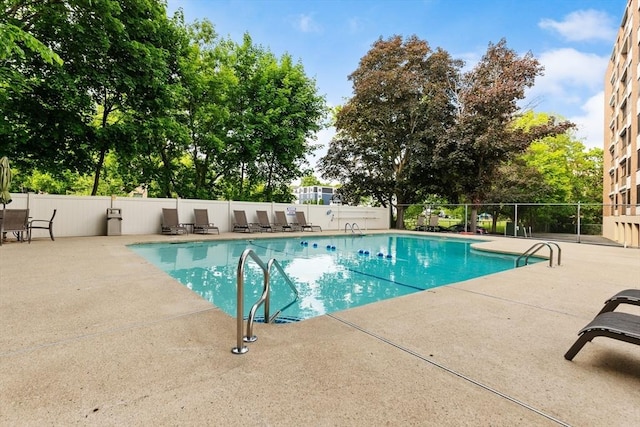 53 Melrose St Unit 7F, Melrose, MA 02176 - community pool with a patio area