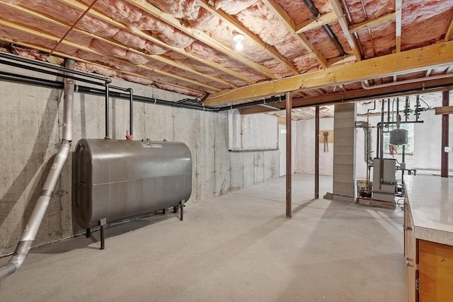 43 Warwick Rd, Gardner, MA 01440 - unfinished below grade area with heating fuel