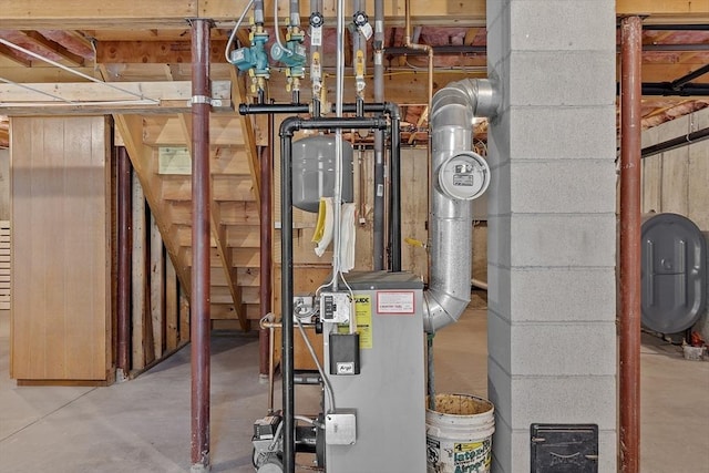 43 Warwick Rd, Gardner, MA 01440 - utilities featuring heating fuel and a heating unit