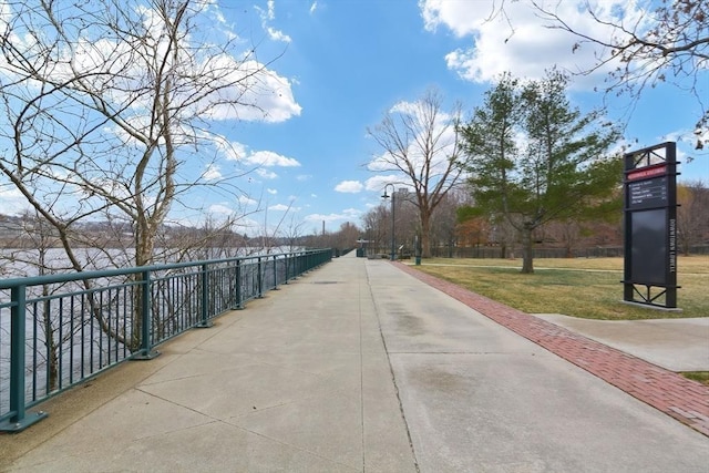 52 Lawrence Dr Unit 312, Lowell, MA 01854 - view of road featuring street lighting