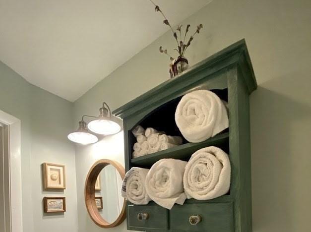 13 Hathaway St, Fairhaven, MA 02719 - detailed view