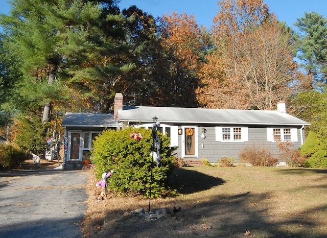 view of front of property