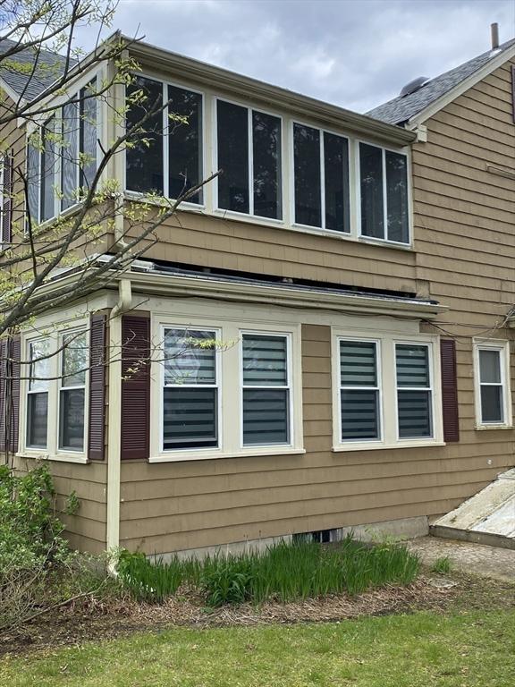 452 W Clinton St, New Bedford, MA 02740 - view of side of property