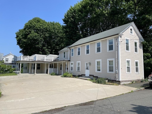 20 Cross St, Salem, MA 01970 - view of front of property featuring a porch