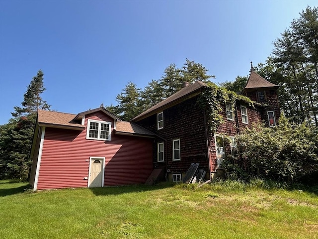 270 Holtshire Rd, Orange, MA 01364 - view of side of property featuring a yard