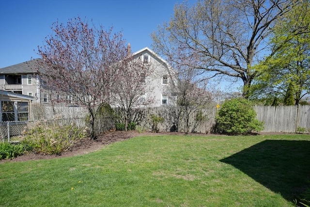 242 Furnace Brook Pkwy, Quincy, MA 02169 - view of yard