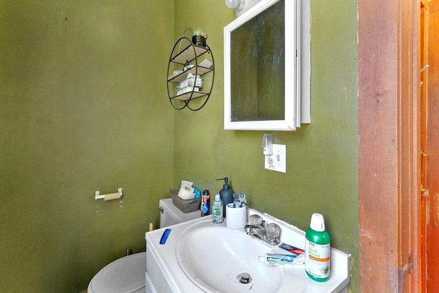 32 Worcester Rd, Charlton, MA 01507 - half bath featuring toilet and vanity