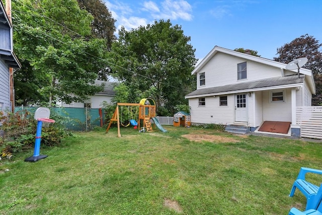 view of yard featuring a playground