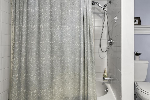 453 Washington St, Gloucester, MA 01930 - bathroom featuring toilet and shower / tub combo with curtain