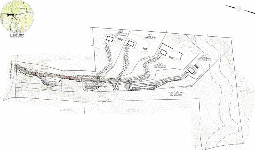 1083 Northfield Rd, Lunenburg, MA 01462